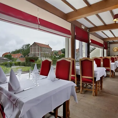 Le Normandy Hotel 2*